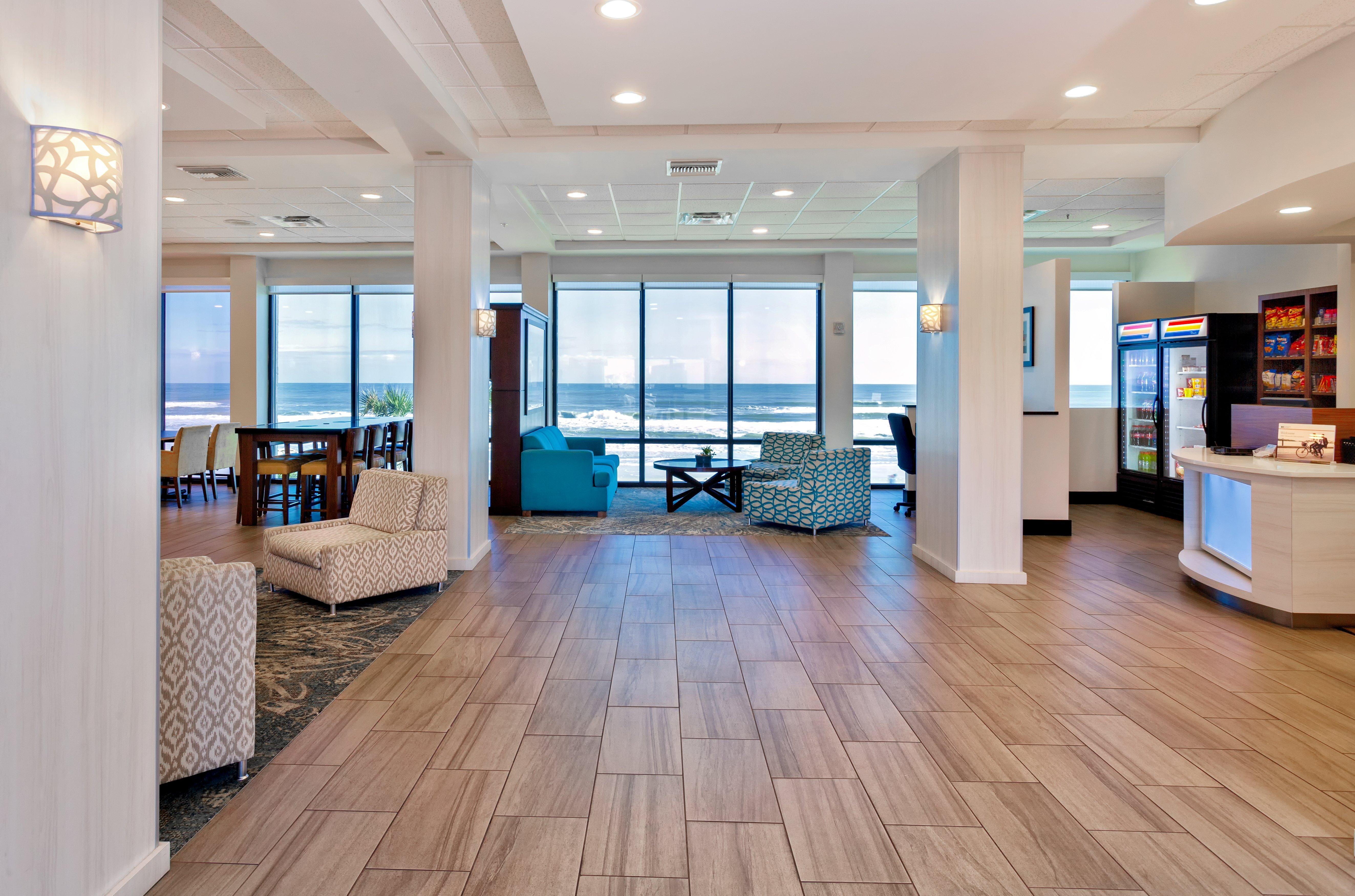 Holiday Inn Express & Suites Oceanfront Daytona Beach Shores By Ihg Luaran gambar