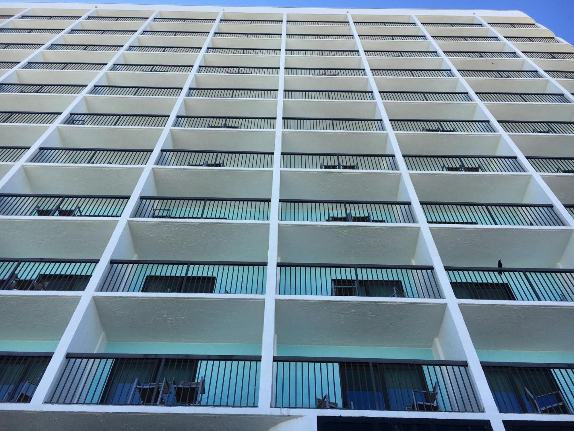 Holiday Inn Express & Suites Oceanfront Daytona Beach Shores By Ihg Luaran gambar