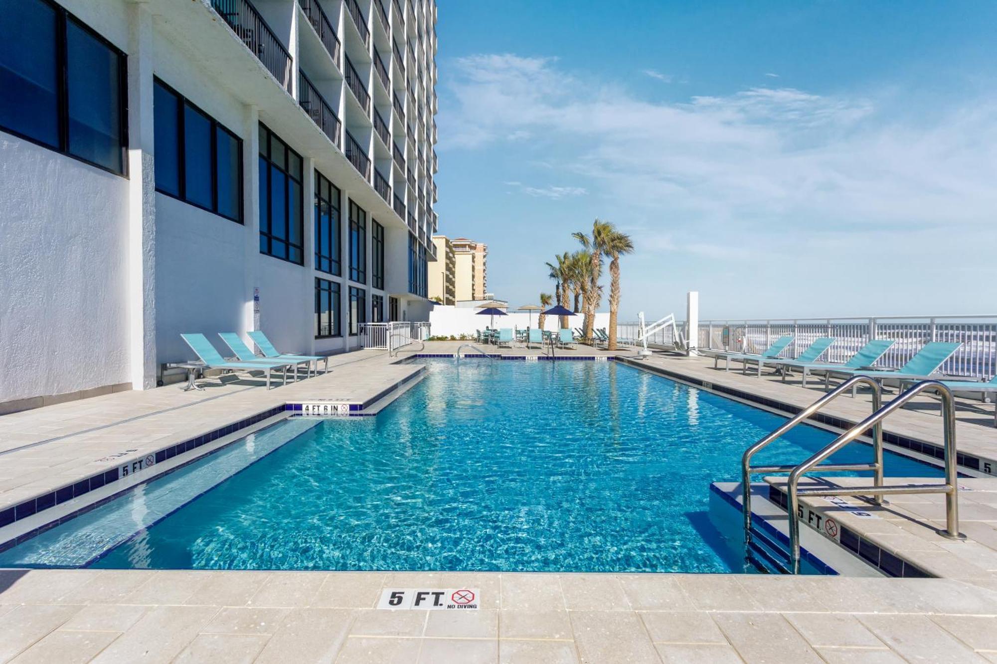 Holiday Inn Express & Suites Oceanfront Daytona Beach Shores By Ihg Luaran gambar
